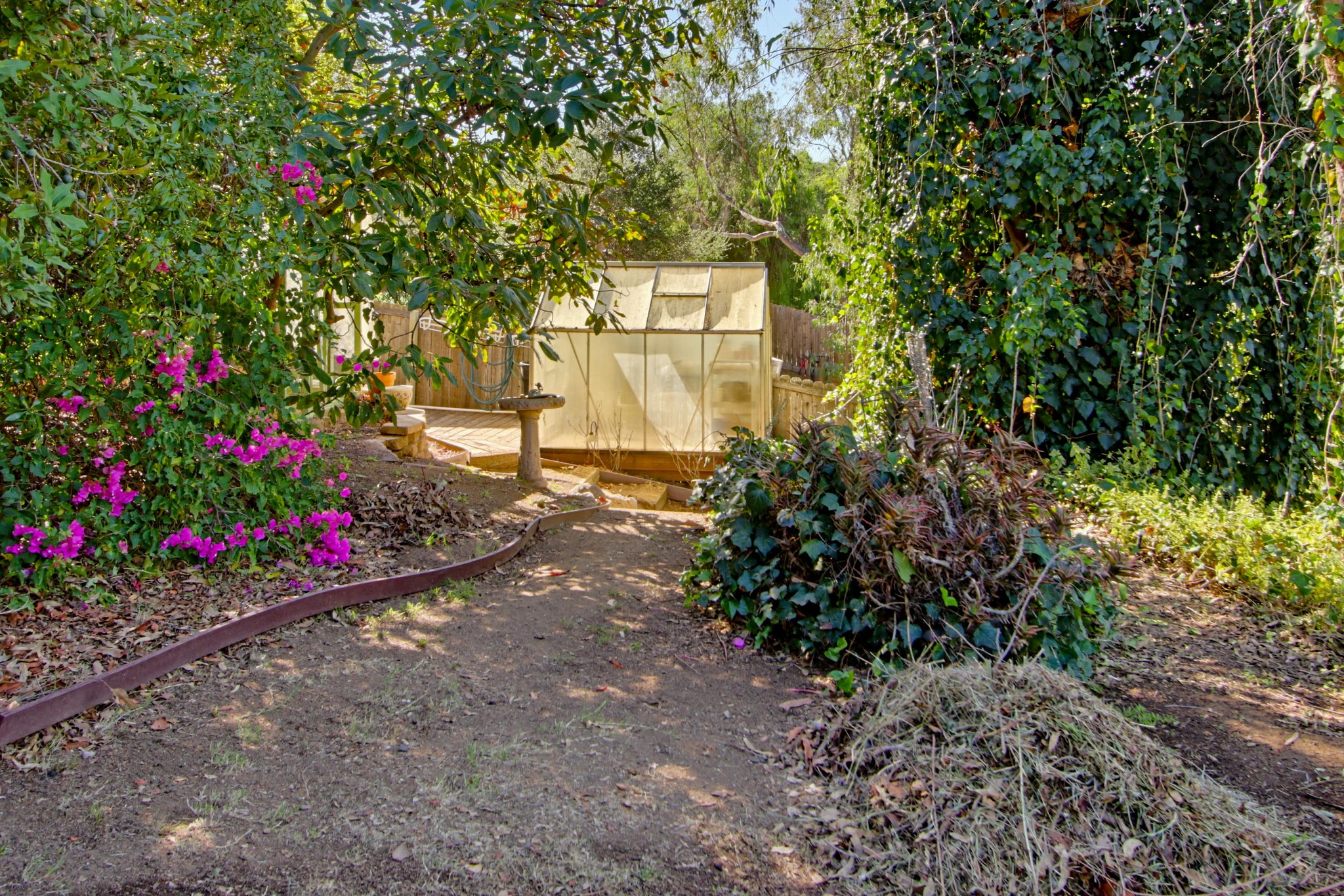 Virtual tour photo 76 of 78 for 472 E Kalmia St