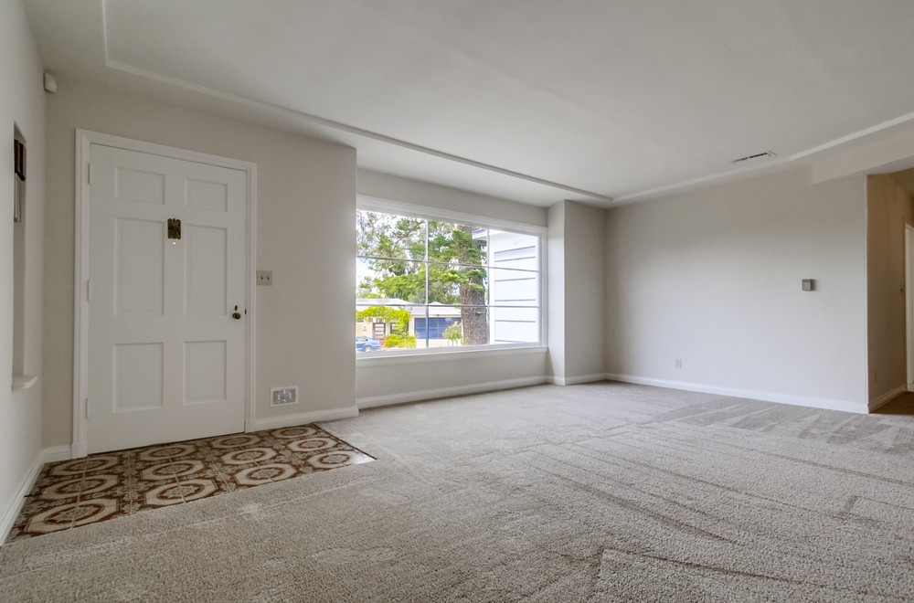 Virtual tour photo 11 of 51 for 4725 Jean Dr