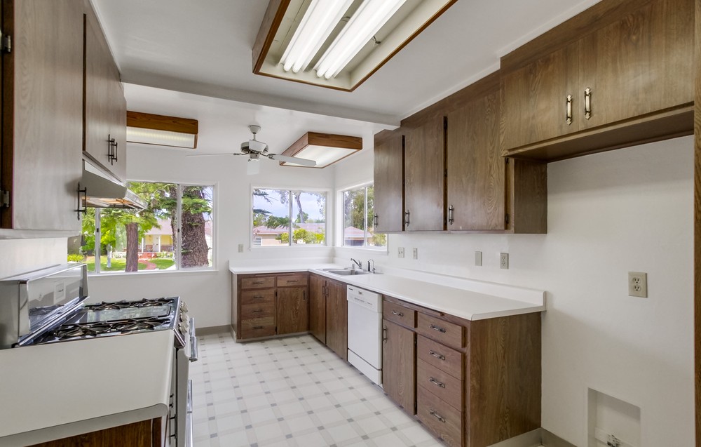 Virtual tour photo 21 of 51 for 4725 Jean Dr