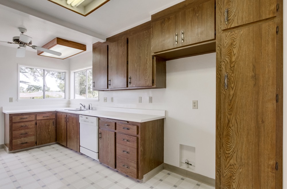 Virtual tour photo 22 of 51 for 4725 Jean Dr