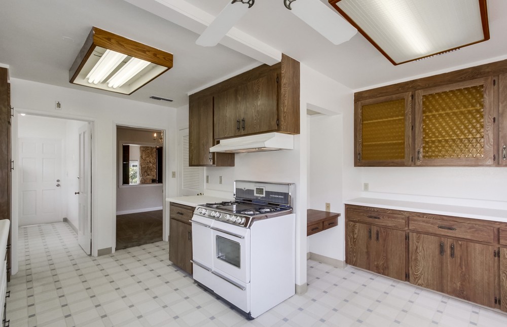 Virtual tour photo 27 of 51 for 4725 Jean Dr