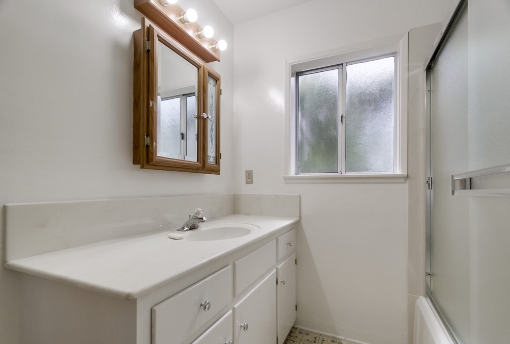 Virtual tour photo 31 of 51 for 4725 Jean Dr