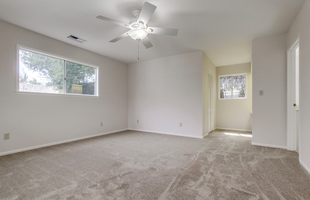 Virtual tour photo 33 of 51 for 4725 Jean Dr