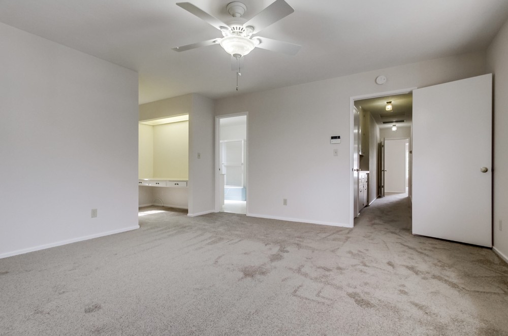 Virtual tour photo 34 of 51 for 4725 Jean Dr