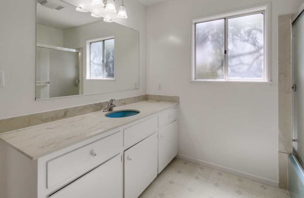 Virtual tour photo 37 of 51 for 4725 Jean Dr