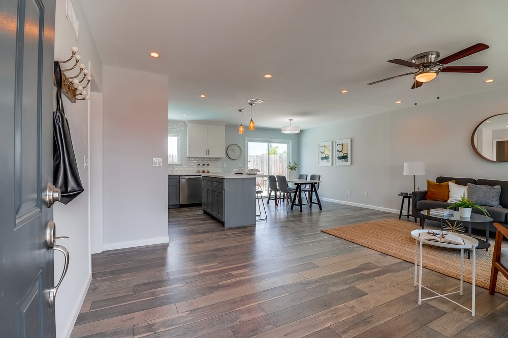 Virtual tour photo 7 of 42 for 4726 Mt St Helens Way