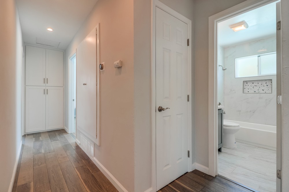 Virtual tour photo 28 of 42 for 4726 Mt St Helens Way