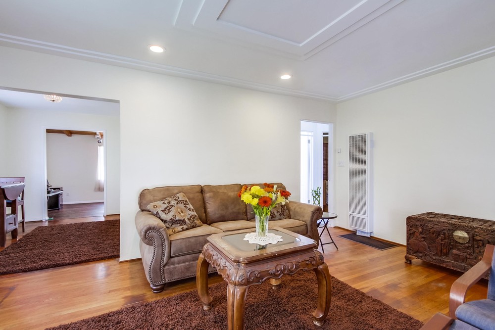 Virtual tour photo 9 of 42 for 4730 67th St