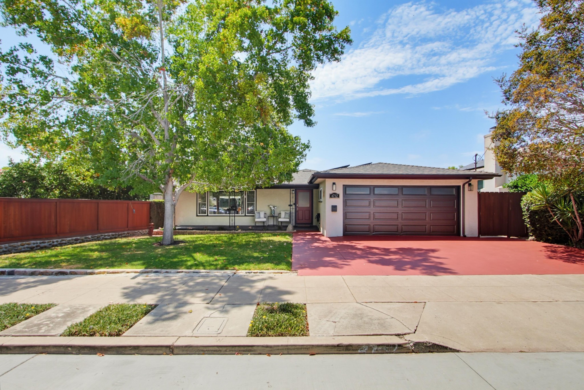 Virtual tour photo 1 of 62 for 4732 55th St