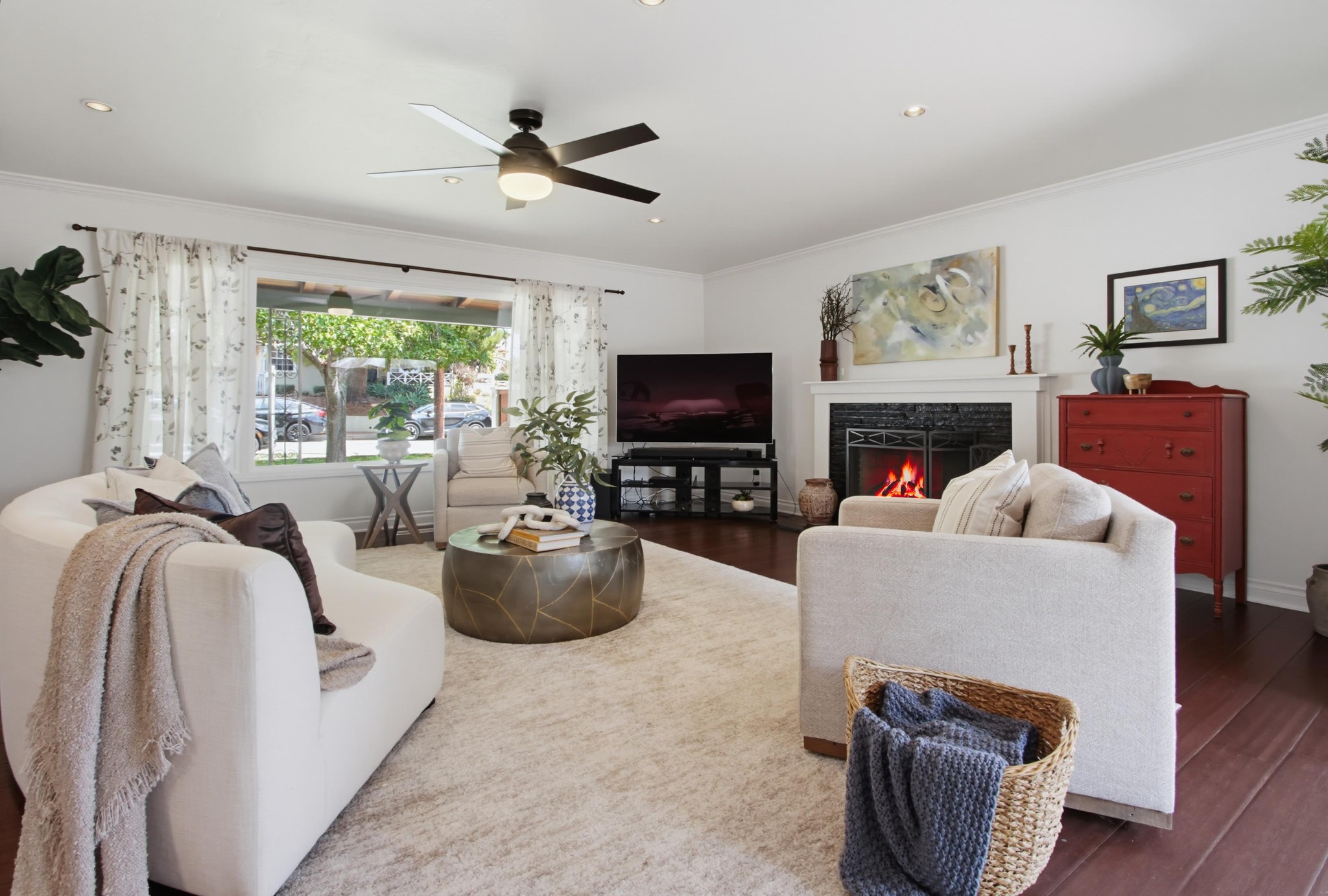 Virtual tour photo 18 of 62 for 4732 55th St