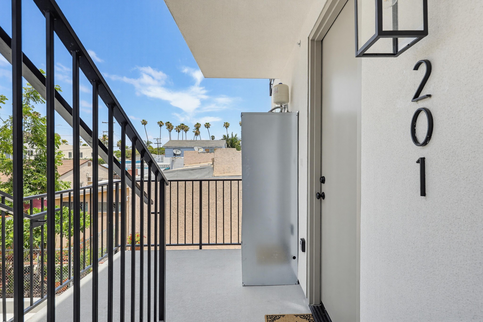 Virtual tour photo 4 of 31 for 4732 Utah St