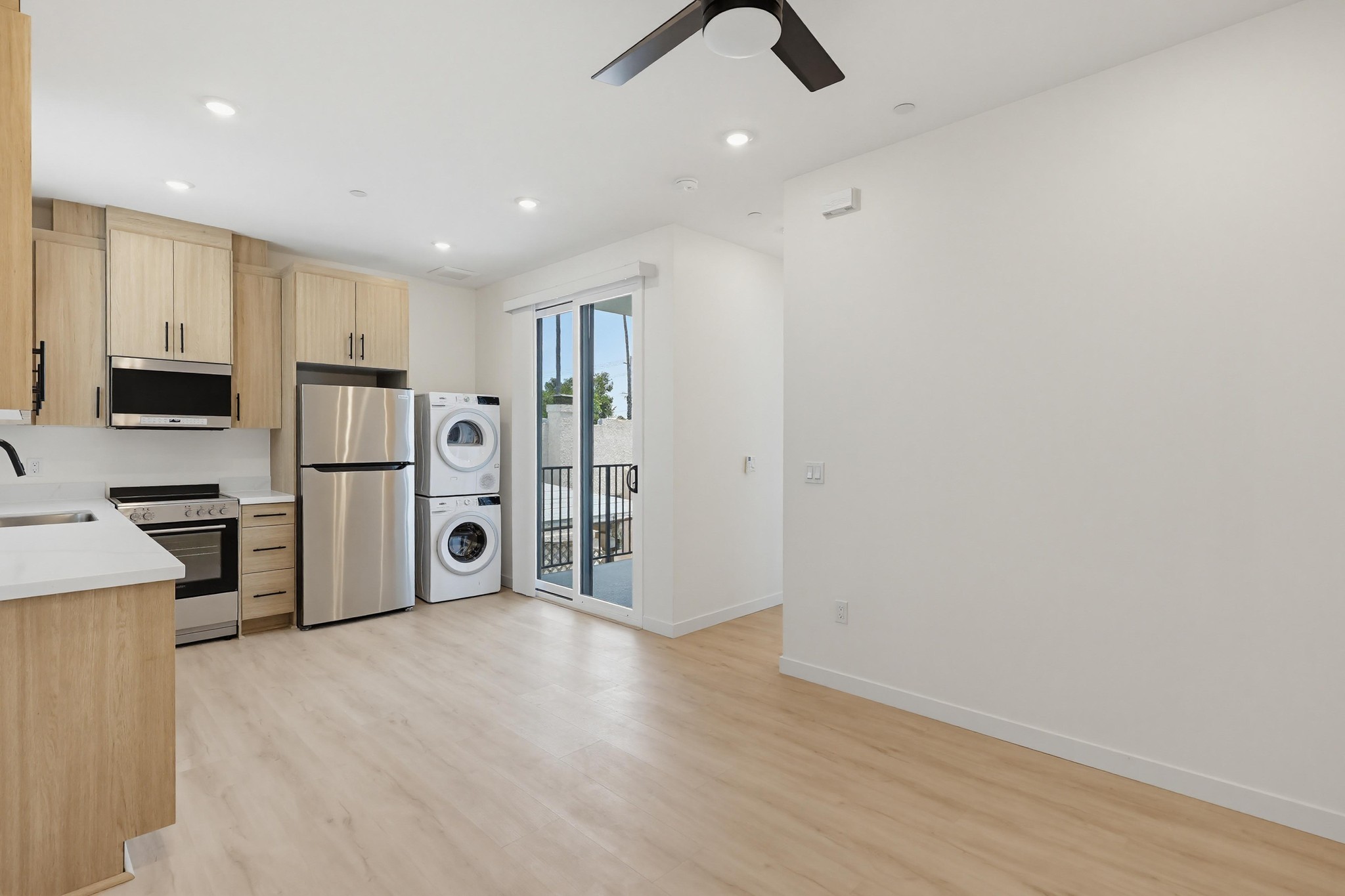 Virtual tour photo 6 of 31 for 4732 Utah St