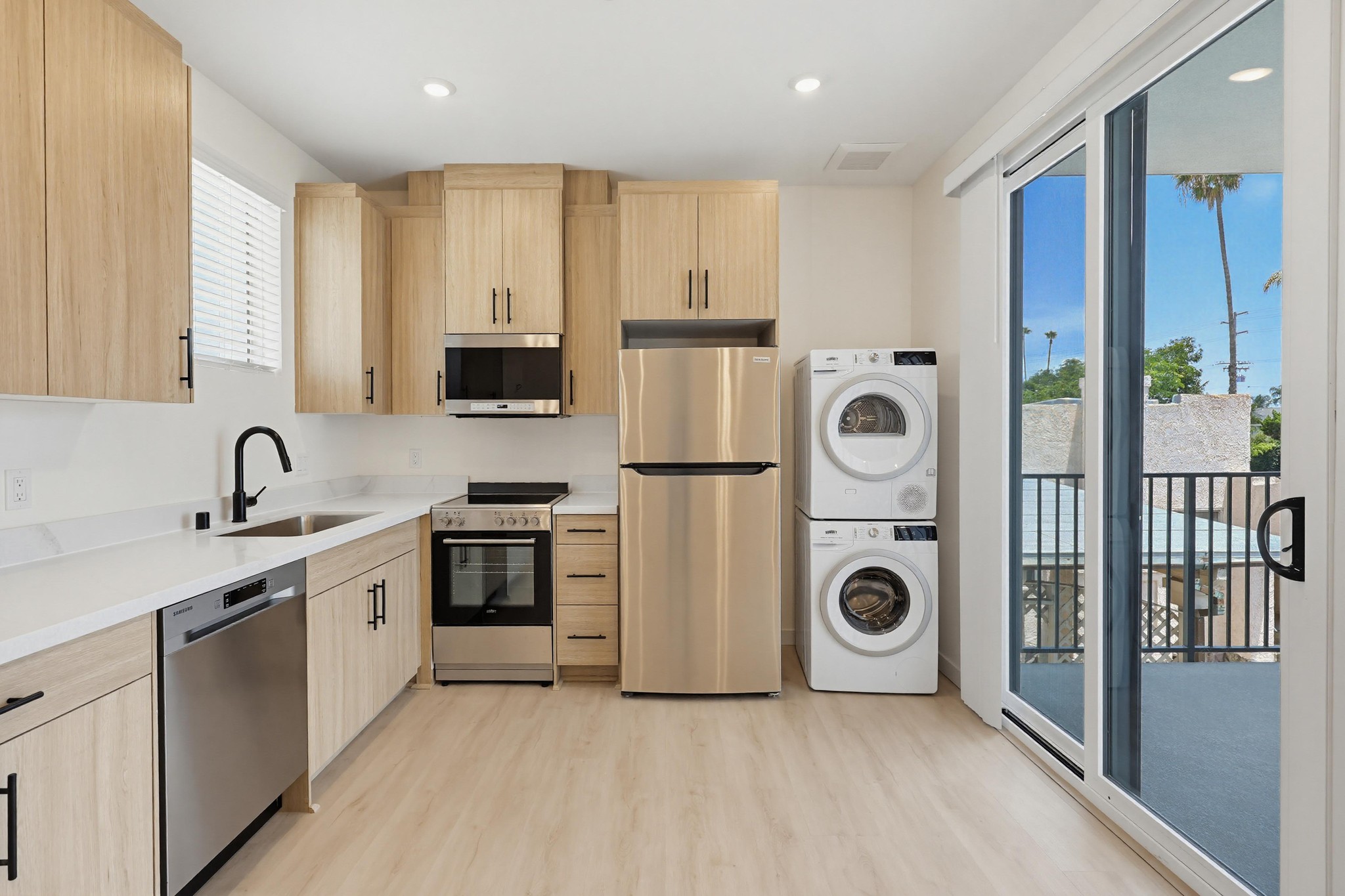 Virtual tour photo 9 of 31 for 4732 Utah St