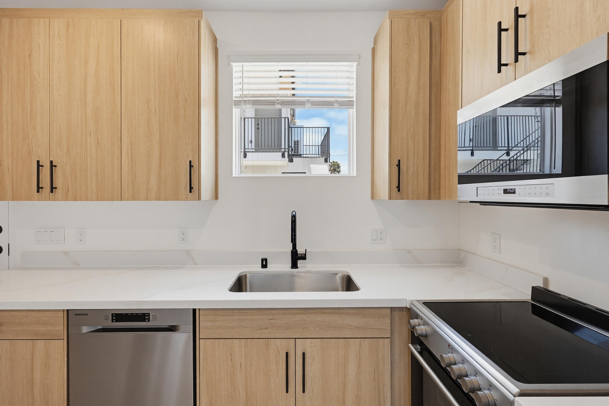 Virtual tour photo 11 of 31 for 4732 Utah St