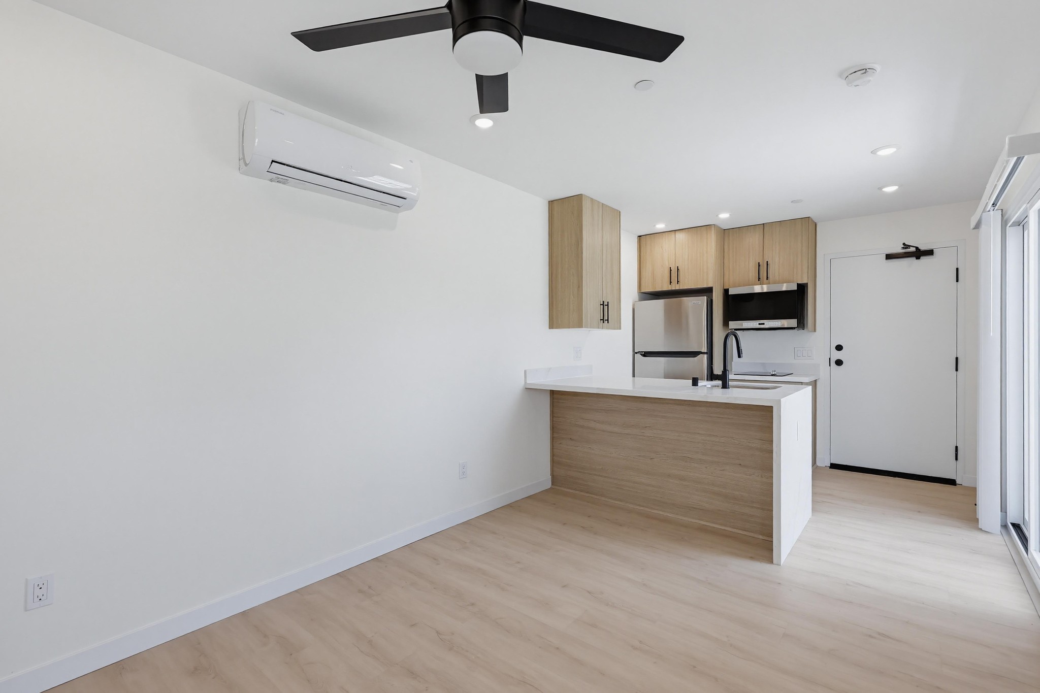 Virtual tour photo 19 of 29 for 4732 Utah St