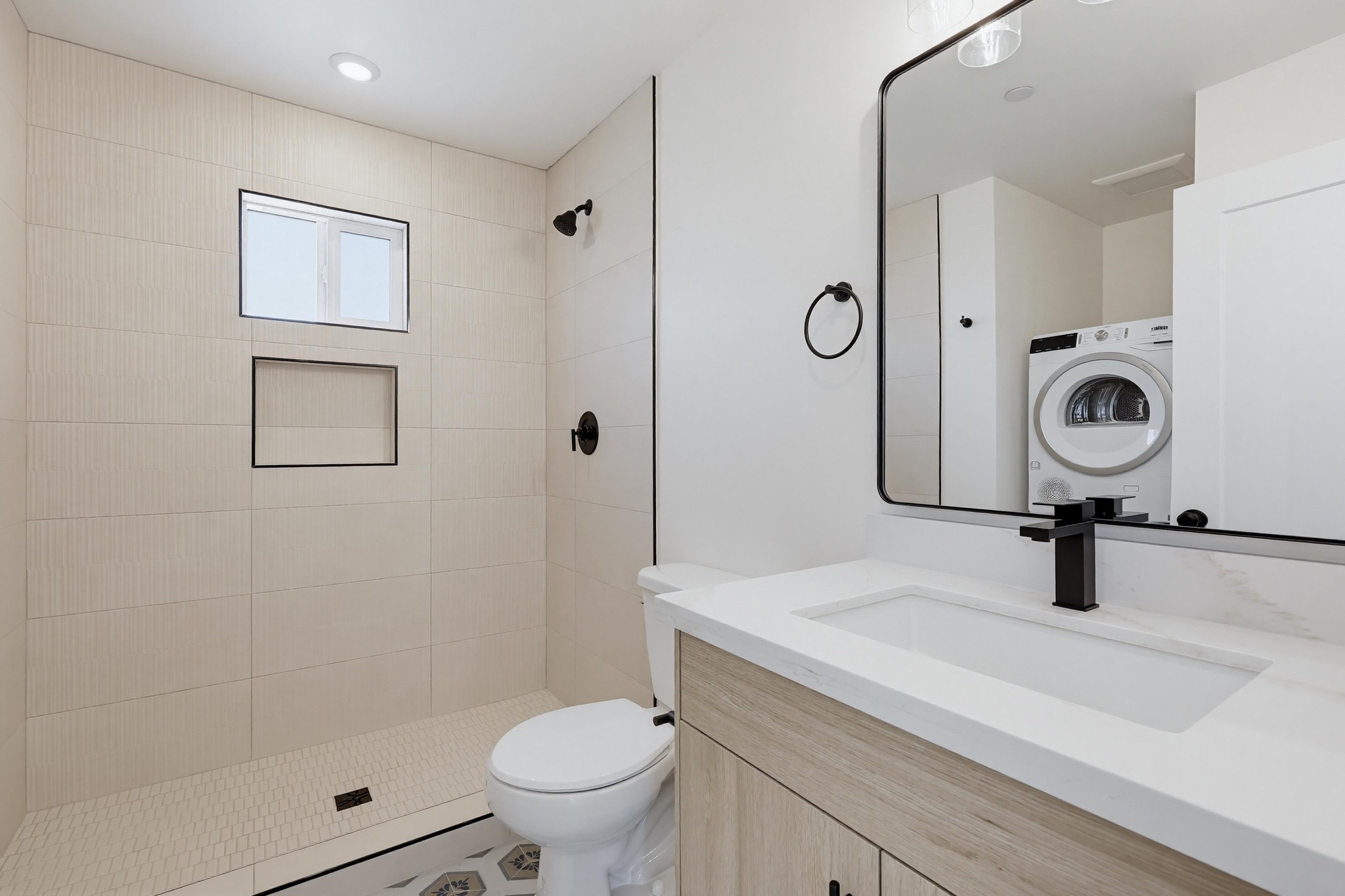 Virtual tour photo 21 of 29 for 4732 Utah St