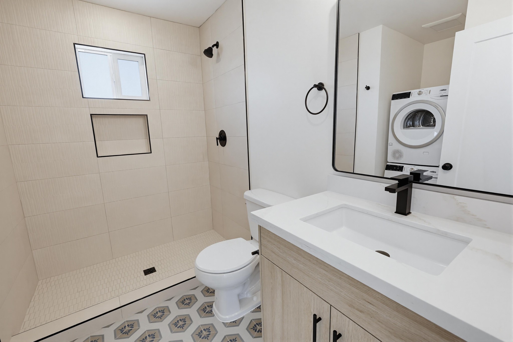 Virtual tour photo 22 of 29 for 4732 Utah St