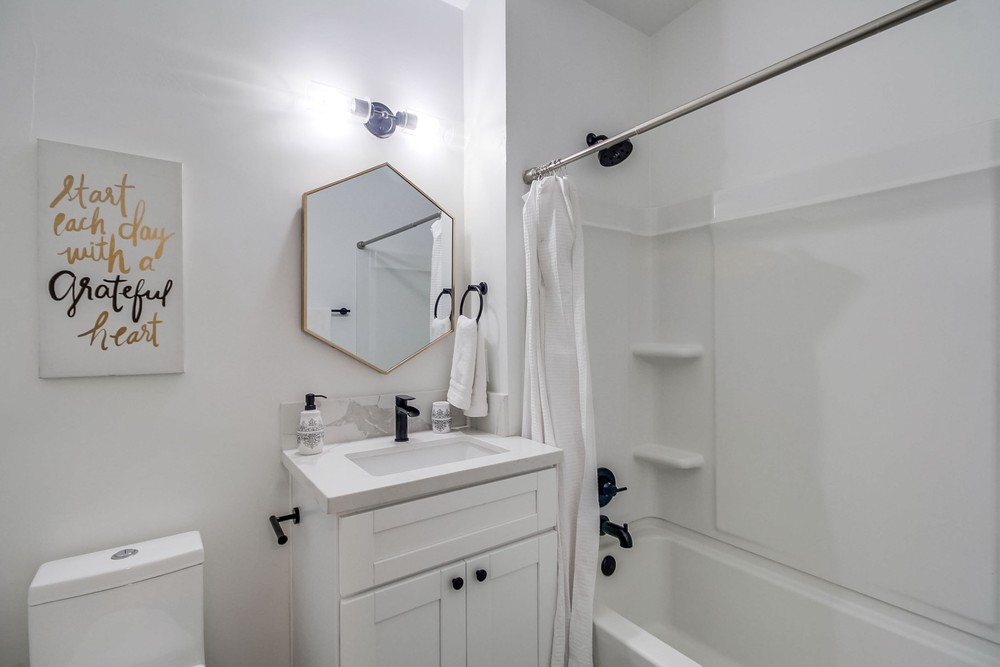 Virtual tour photo 41 of 80 for 4732 Wendell St