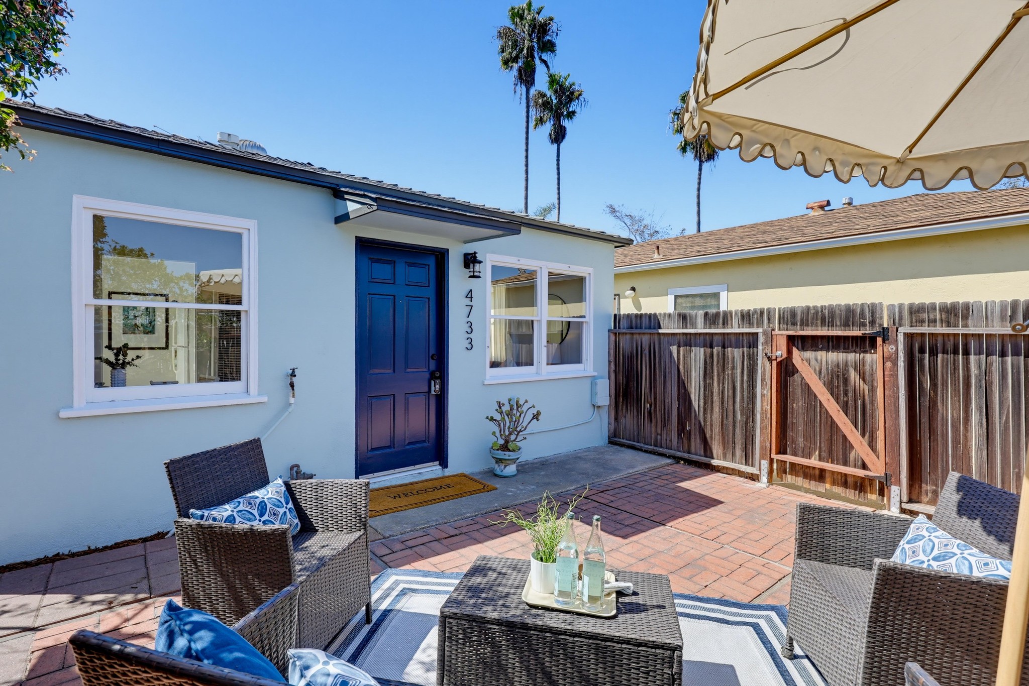 Virtual tour photo 7 of 80 for 4733-35 Orchard Ave