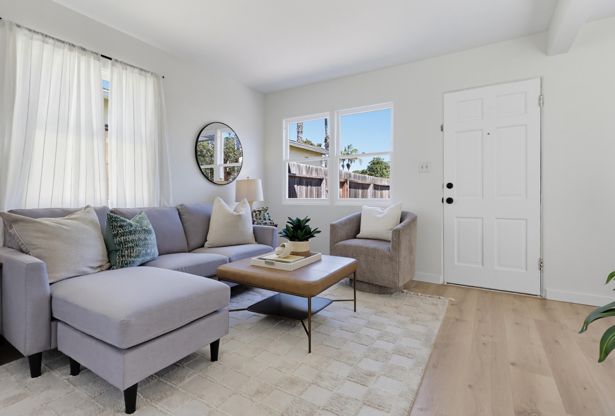 Virtual tour photo 13 of 80 for 4733-35 Orchard Ave