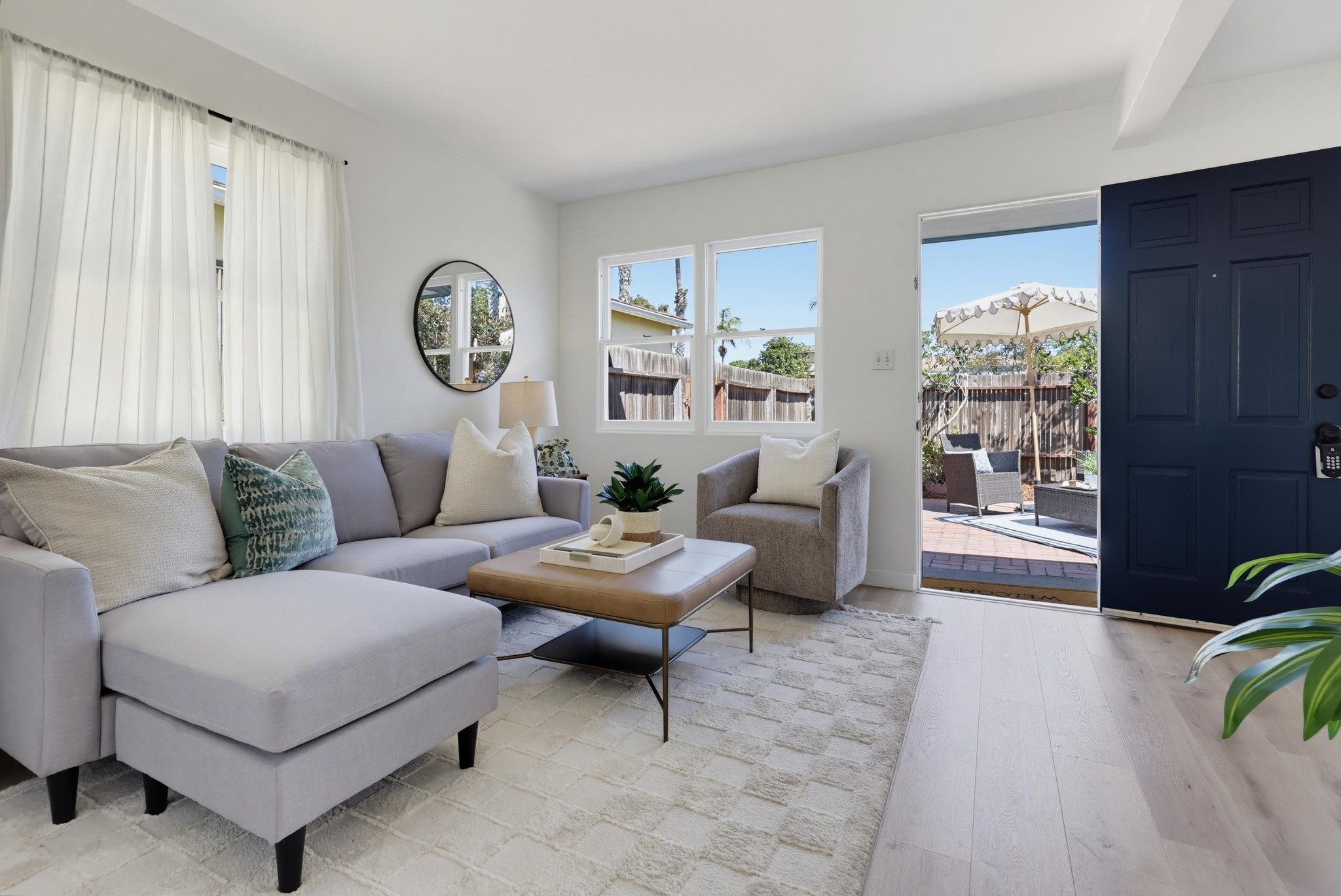 Virtual tour photo 17 of 80 for 4733-35 Orchard Ave