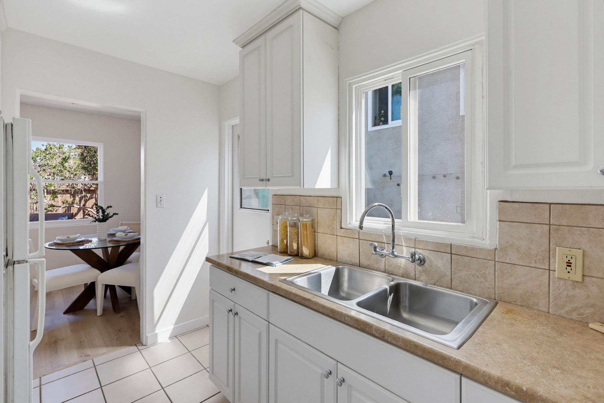 Virtual tour photo 24 of 80 for 4733-35 Orchard Ave