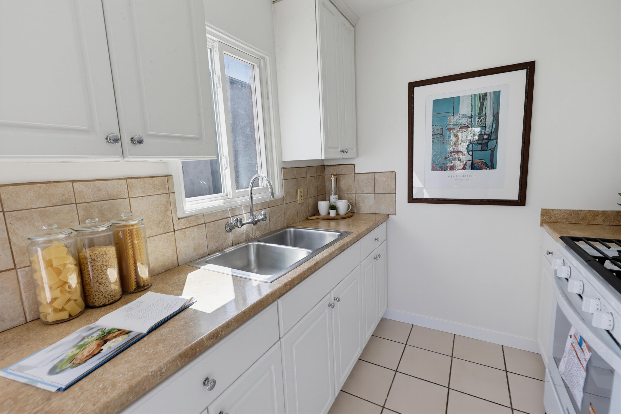 Virtual tour photo 25 of 80 for 4733-35 Orchard Ave