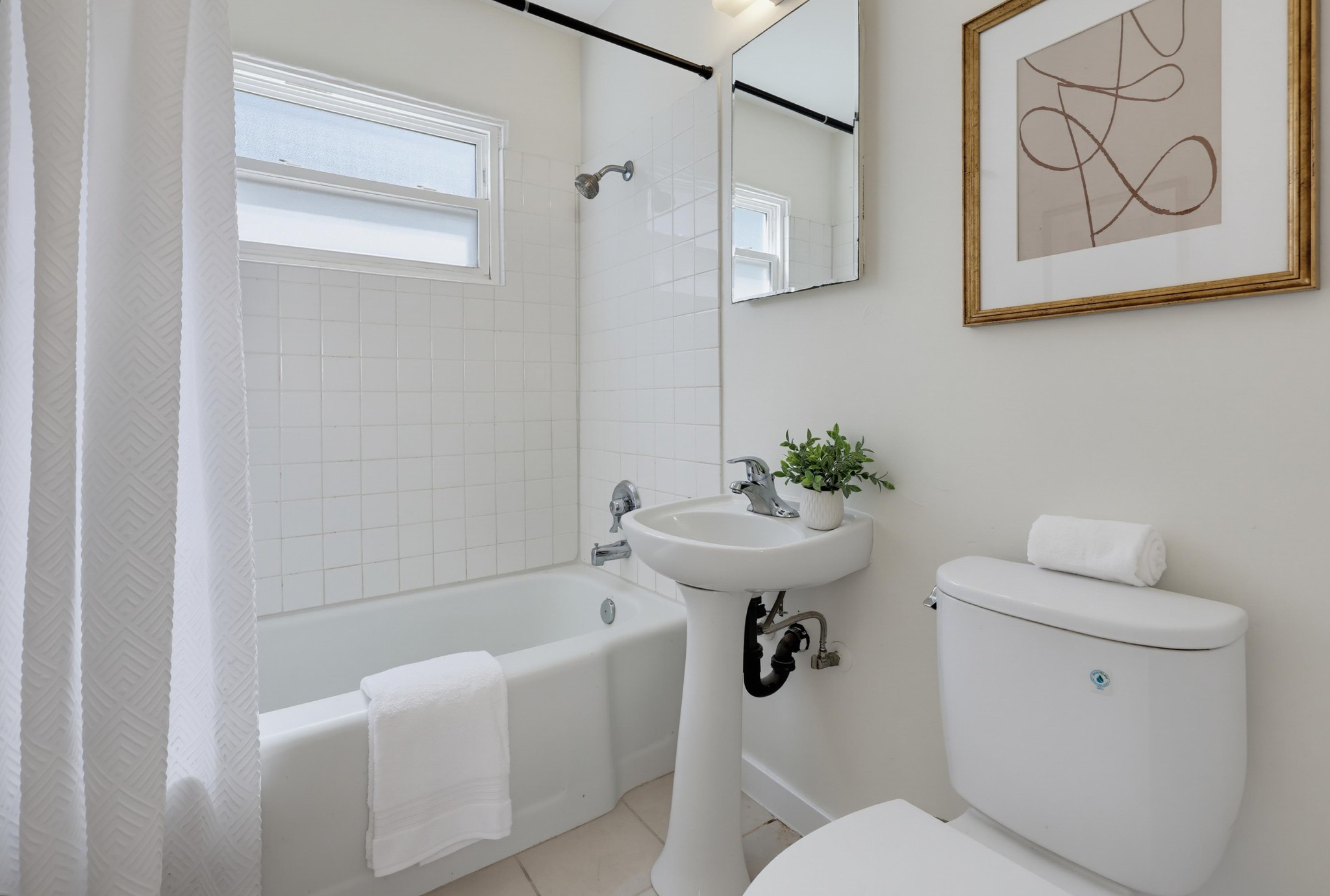 Virtual tour photo 30 of 80 for 4733-35 Orchard Ave