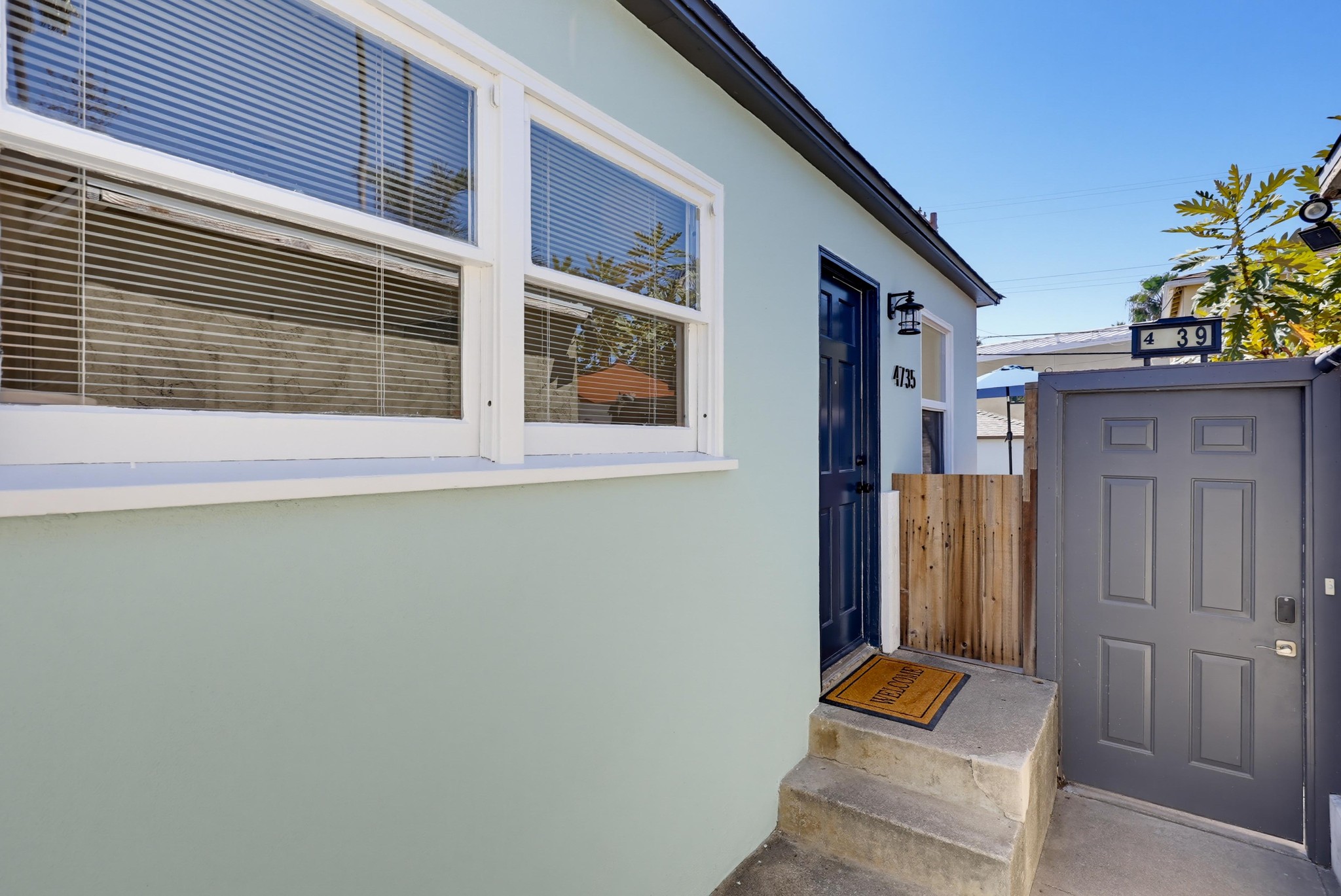 Virtual tour photo 32 of 80 for 4733-35 Orchard Ave
