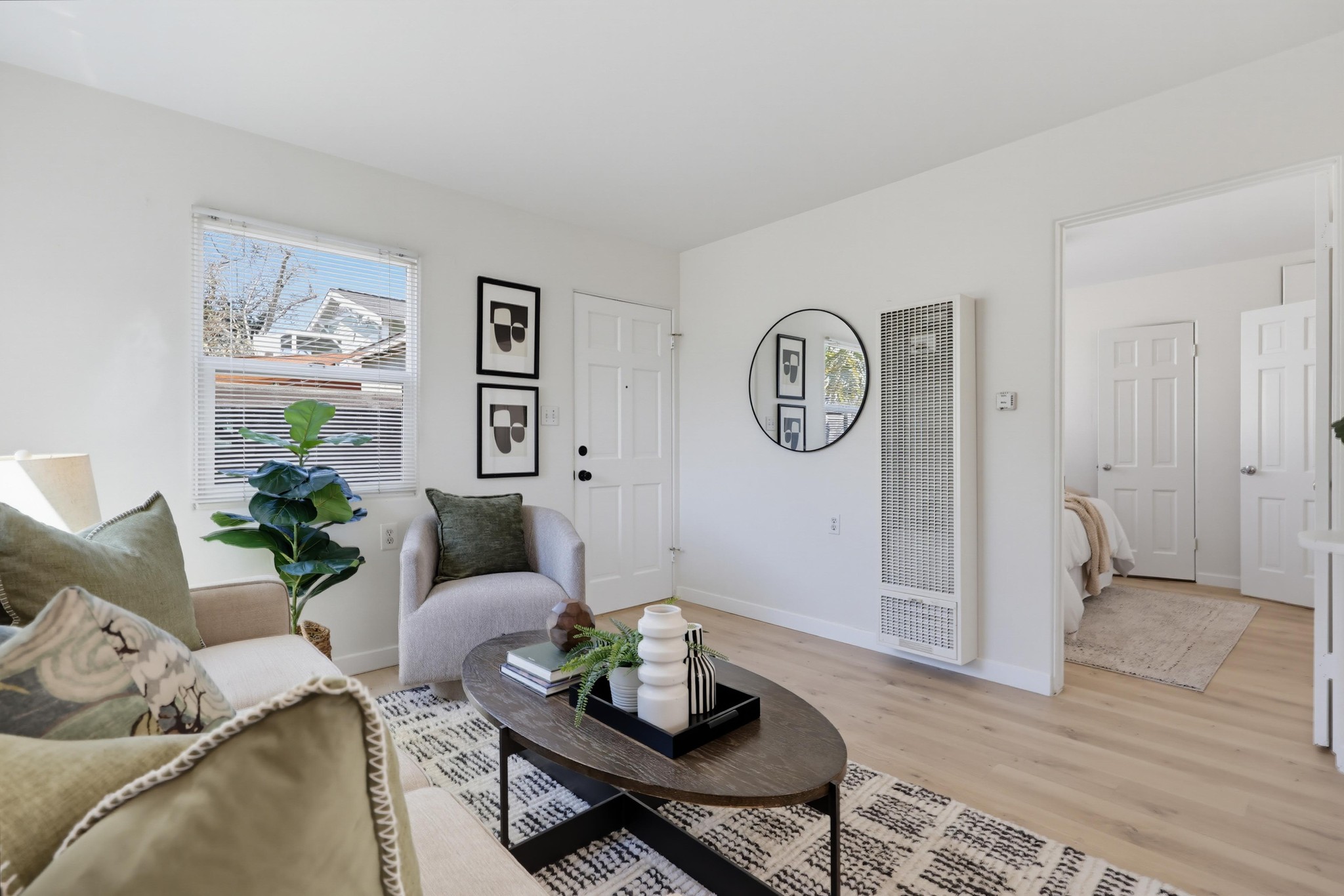 Virtual tour photo 38 of 80 for 4733-35 Orchard Ave