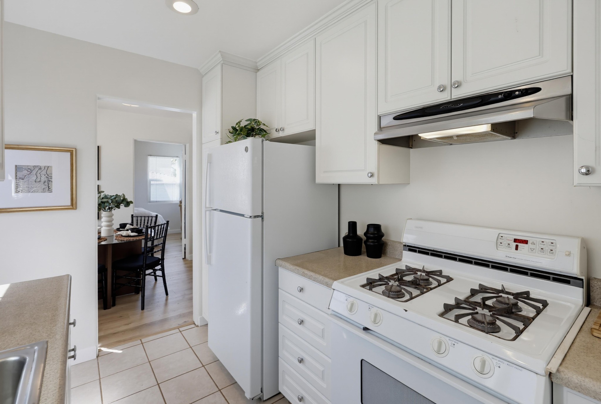 Virtual tour photo 48 of 80 for 4733-35 Orchard Ave