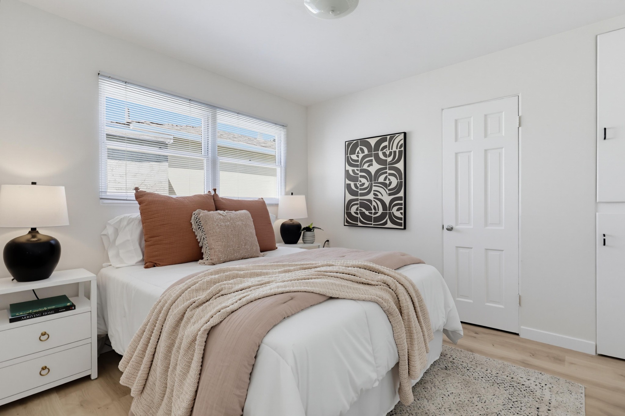 Virtual tour photo 49 of 80 for 4733-35 Orchard Ave