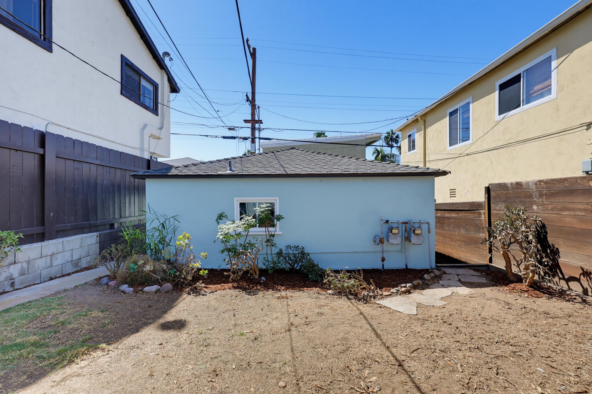 Virtual tour photo 69 of 80 for 4733-35 Orchard Ave