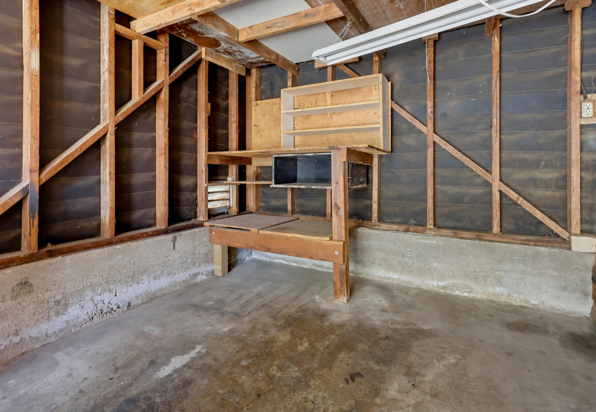 Virtual tour photo 72 of 80 for 4733-35 Orchard Ave