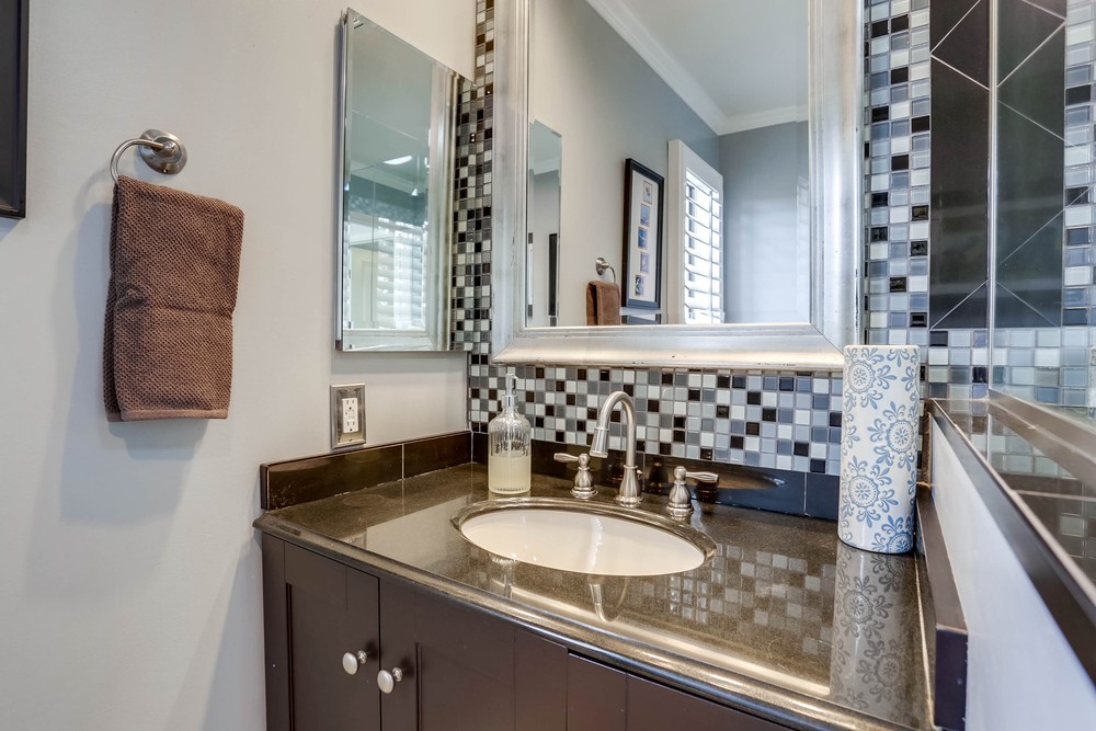 Virtual tour photo 20 of 29 for 4733 W Mountain View Dr UNIT 5