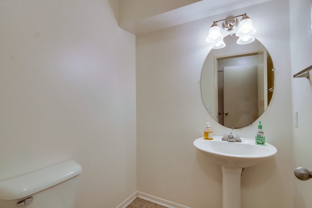 Virtual tour photo 37 of 79 for 4737 Falconhurst Terrace