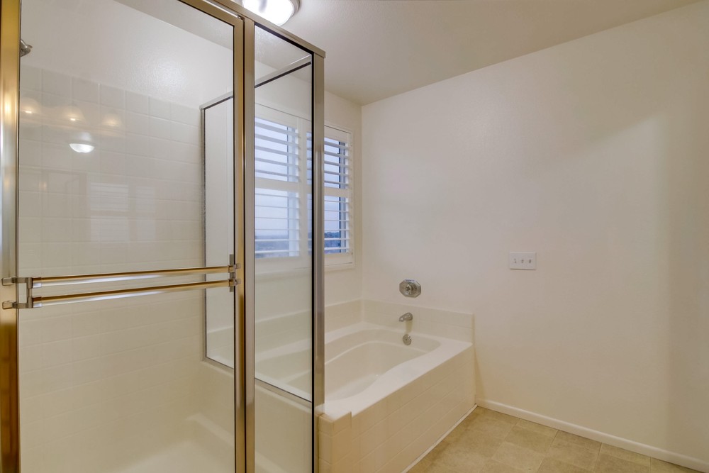 Virtual tour photo 44 of 79 for 4737 Falconhurst Terrace