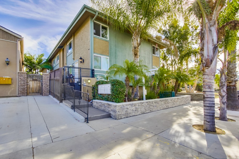 Virtual tour photo 1 of 30 for 4737 Felton St #4