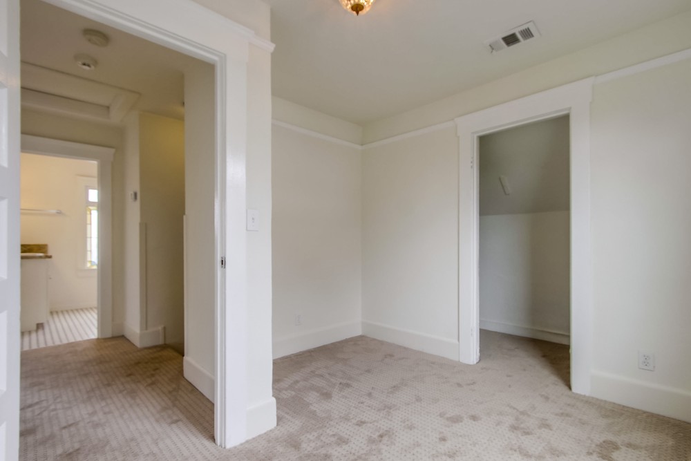 Virtual tour photo 29 of 61 for 4737 Terrace Dr