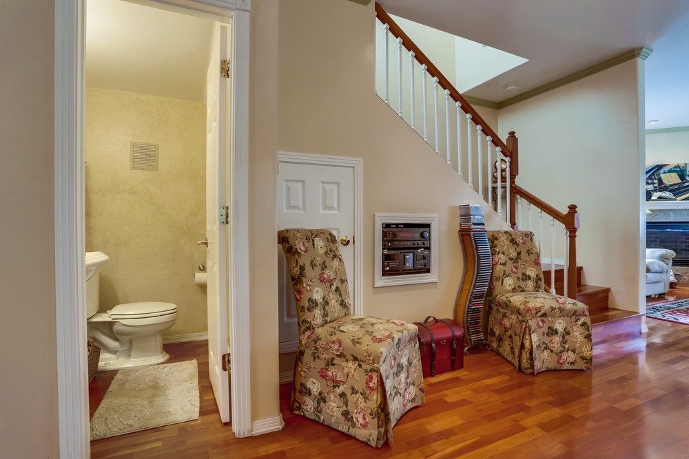 Virtual tour photo 21 of 38 for 4738 Lotus St