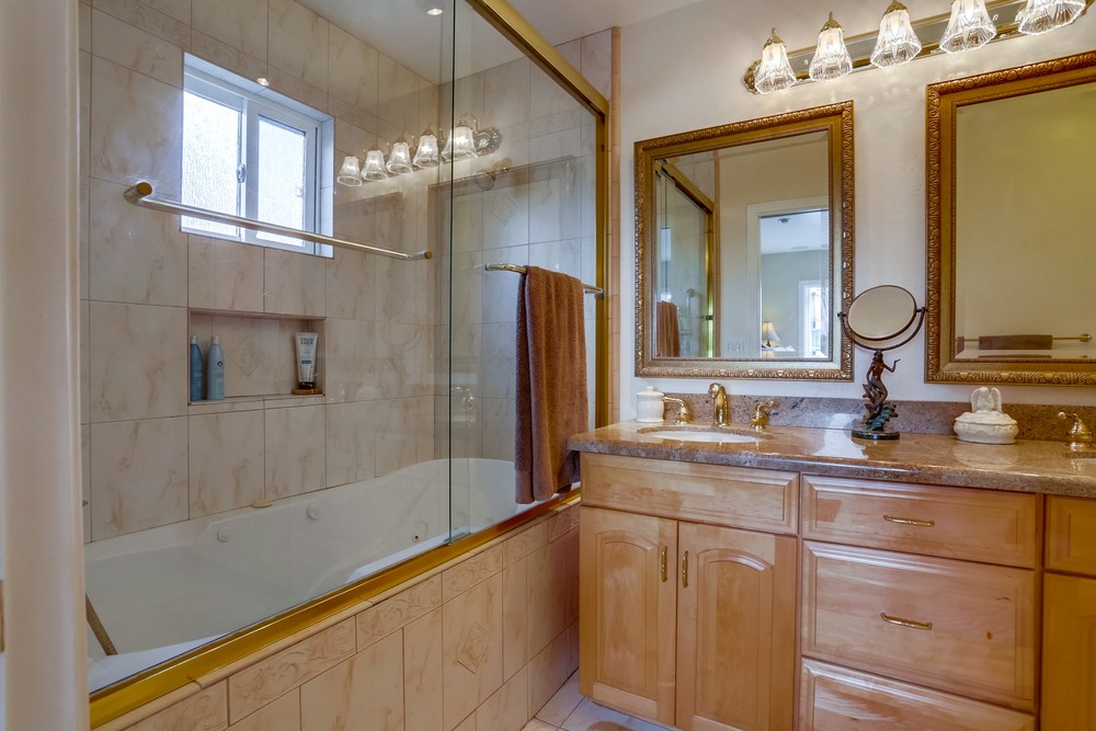 Virtual tour photo 28 of 38 for 4738 Lotus St