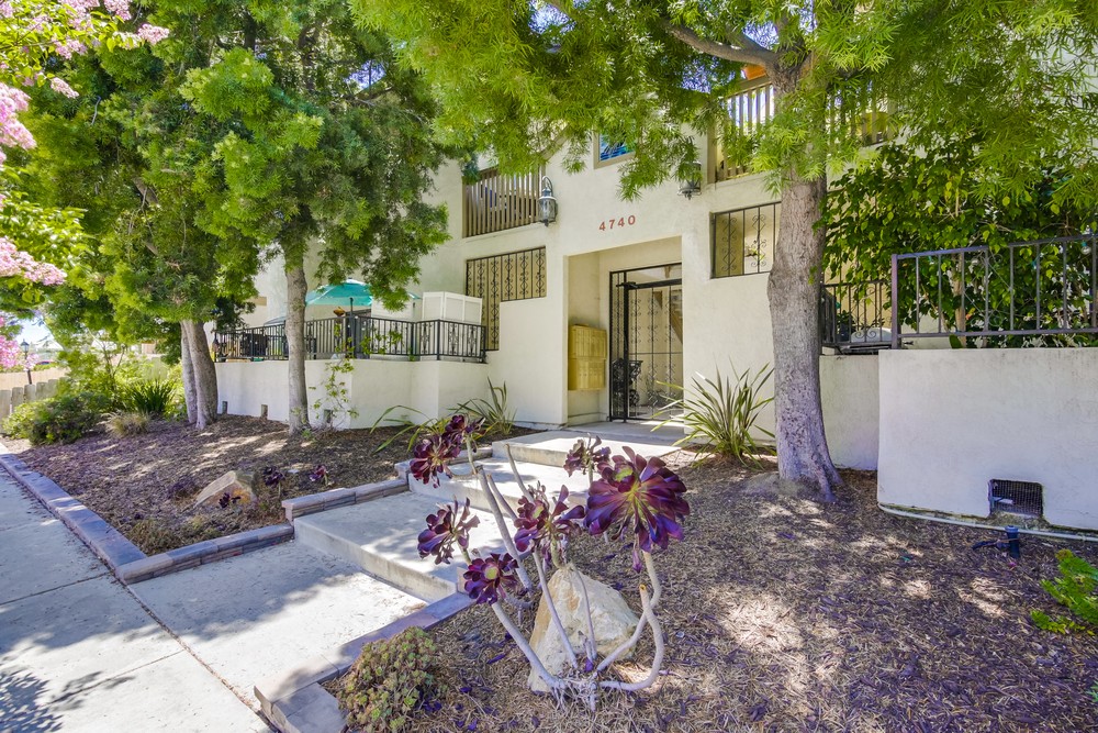 Virtual tour photo 3 of 41 for 4740 34th St