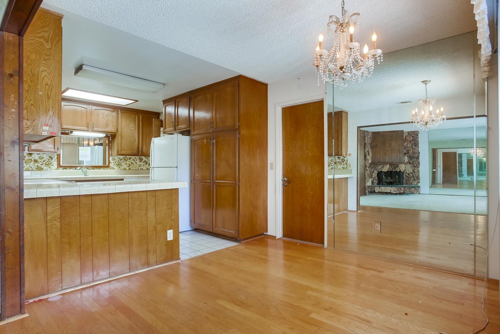 Virtual tour photo 14 of 54 for 4742 Vandever Ave