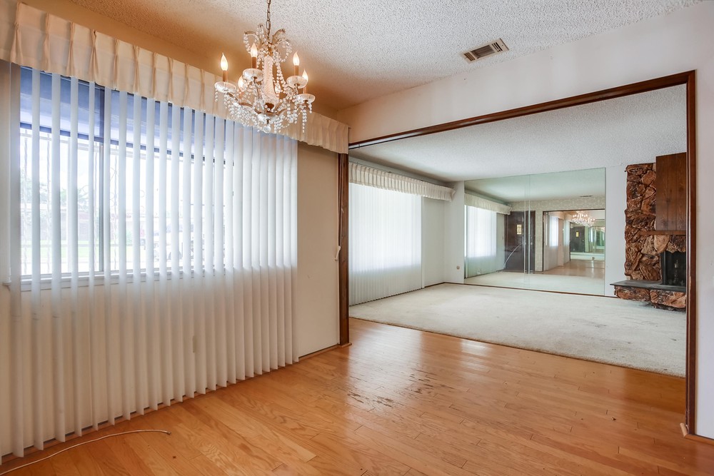 Virtual tour photo 16 of 54 for 4742 Vandever Ave
