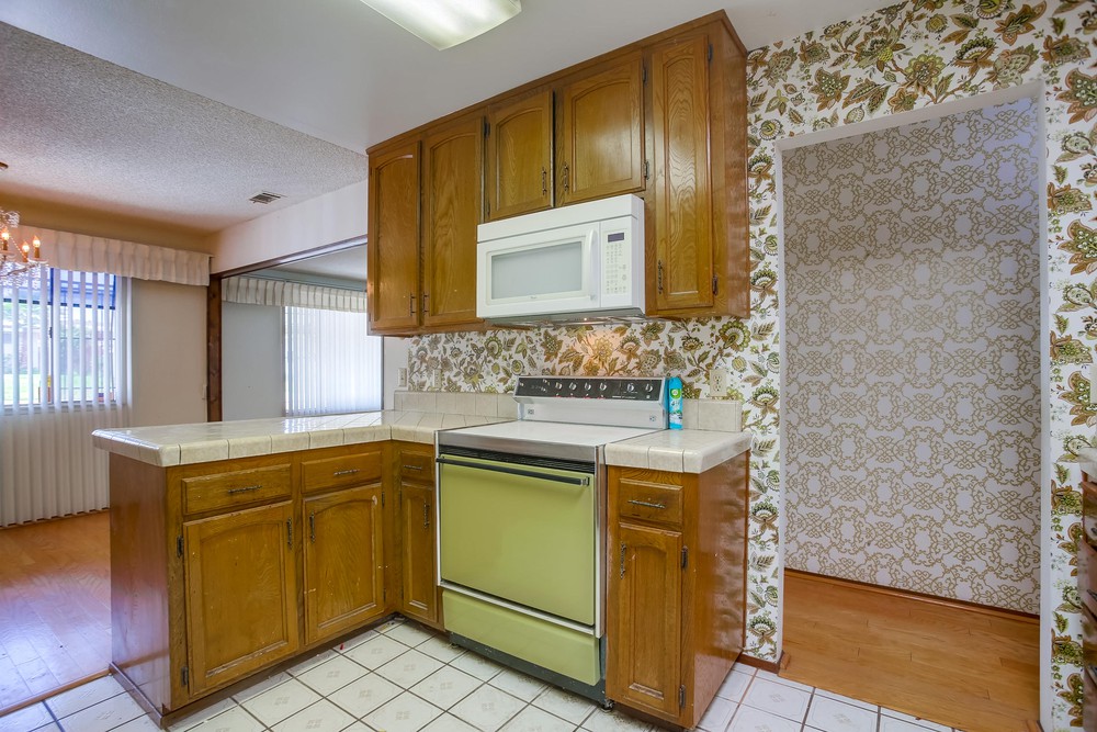 Virtual tour photo 19 of 54 for 4742 Vandever Ave