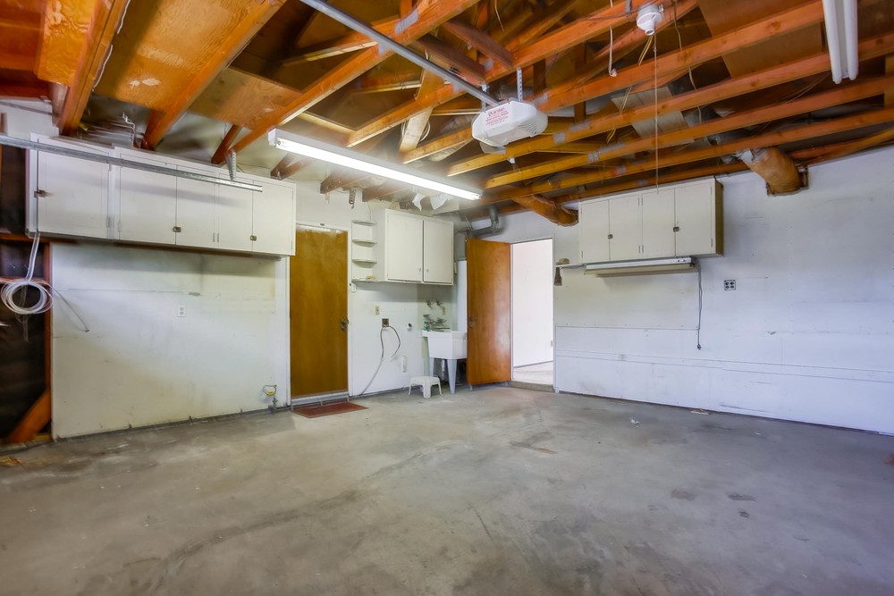 Virtual tour photo 42 of 54 for 4742 Vandever Ave