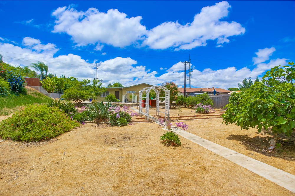 Virtual tour photo 51 of 54 for 4742 Vandever Ave