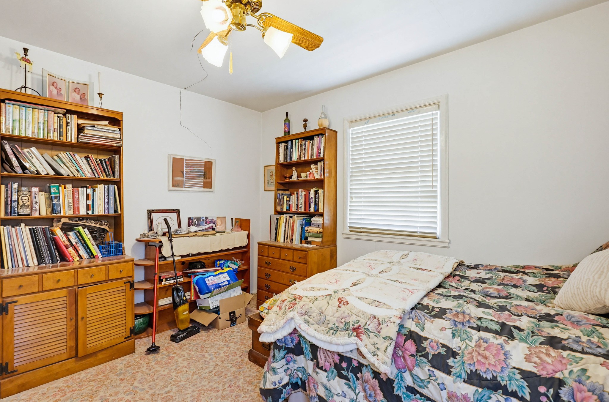 Virtual tour photo 38 of 56 for 4744 51st St