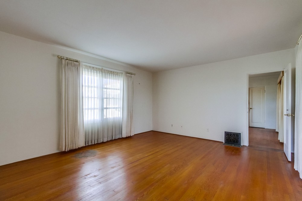 Virtual tour photo 7 of 57 for 4744 Norma Dr