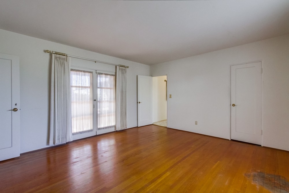 Virtual tour photo 9 of 57 for 4744 Norma Dr